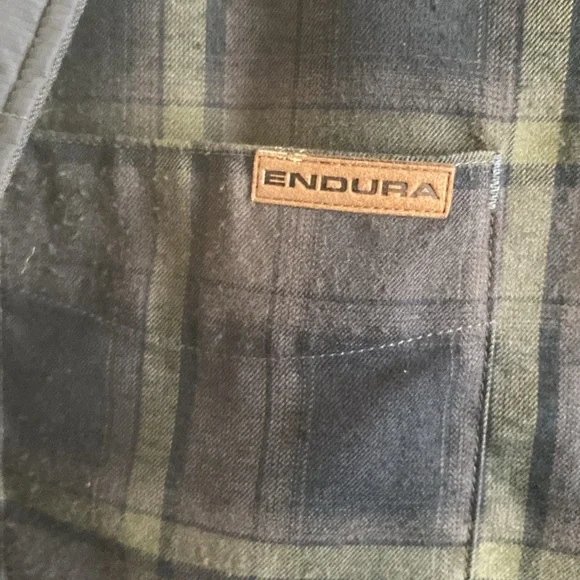 Endura reversable jacket. Men’s - Picture 3 of 6